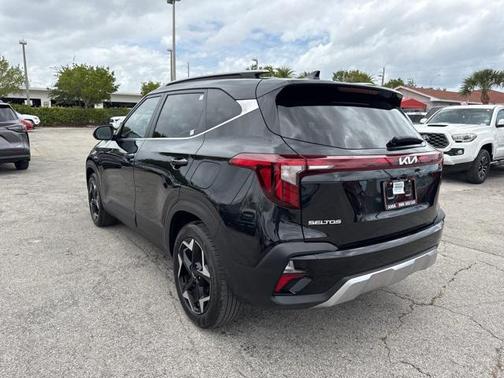 2024 Kia Seltos EX