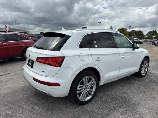 2019 Audi Q5 2.0T Premium Plus