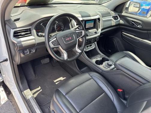 2023 GMC Acadia FWD SLT