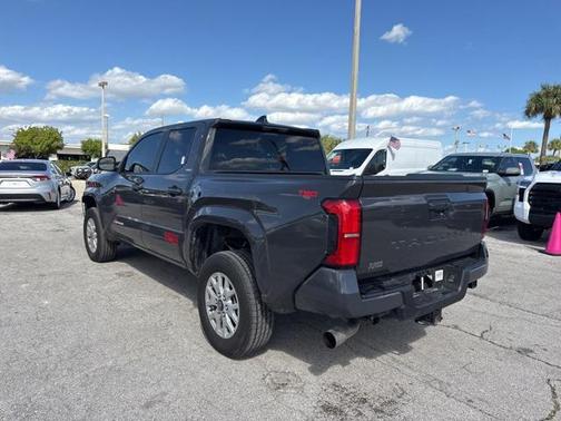 2025 Toyota Tacoma SR5