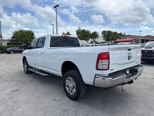 2021 RAM 2500 Big Horn Crew Cab 4x4 8' Box