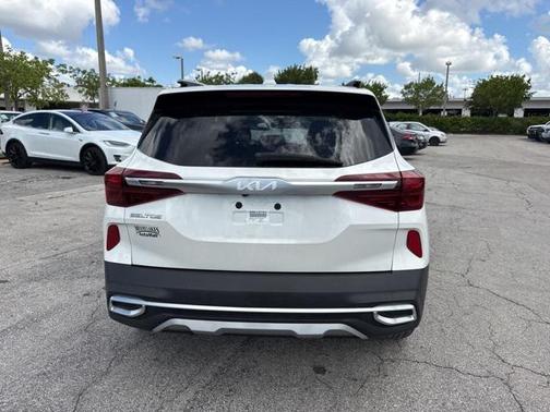 2023 Kia Seltos S