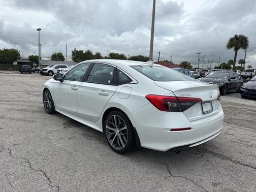 2022 Honda Civic Touring