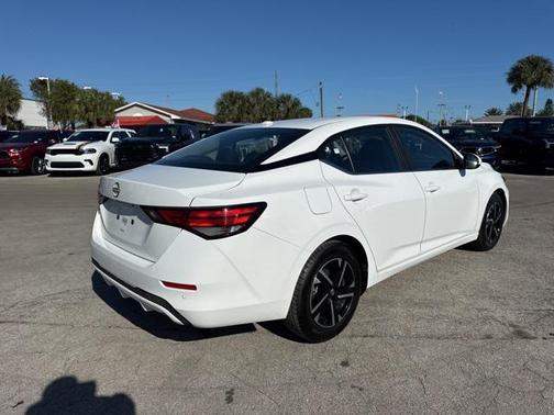 2025 Nissan Sentra SV