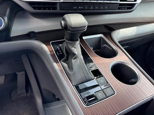 2023 Toyota Sienna LE