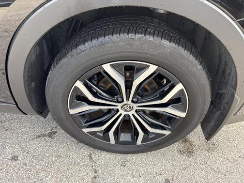 2025 Toyota Crown XLE