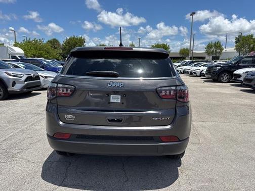 2022 Jeep Compass Sport