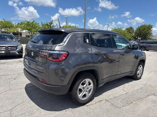 2022 Jeep Compass Sport