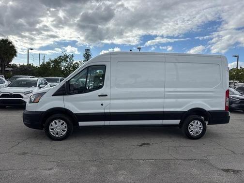 2023 Ford E-Transit T-350 Medium Roof