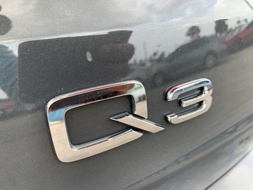2021 Audi Q3 40 Premium