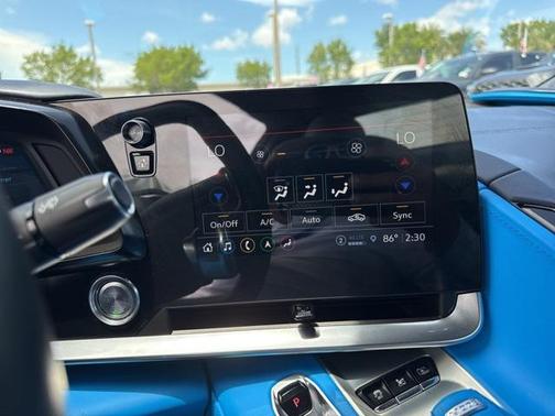 2022 Chevrolet Corvette Stingray w/3LT