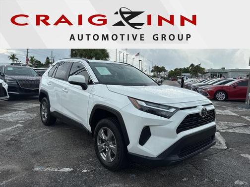 2022 Toyota RAV4 XLE