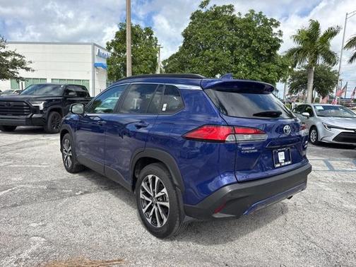 2023 Toyota Corolla Cross XLE