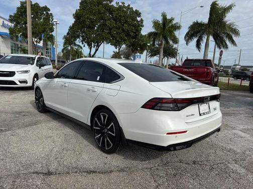 2024 Honda Accord Hybrid Touring