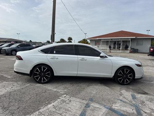 2024 Honda Accord Hybrid Touring