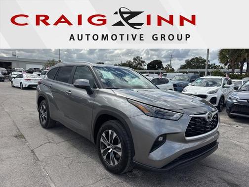 2025 Toyota Highlander LE