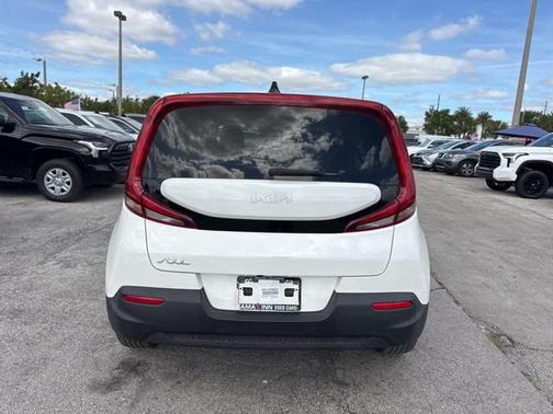 2022 Kia Soul LX