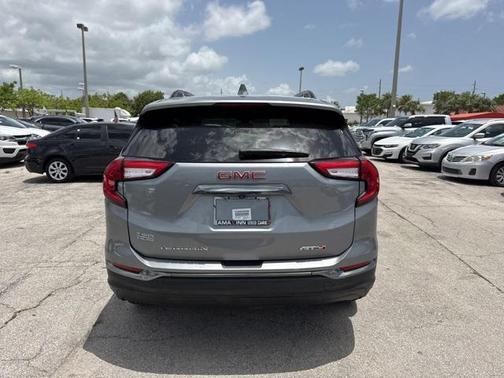 2023 GMC Terrain AWD AT4