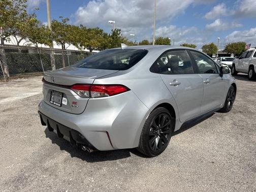 2025 Toyota Corolla Hybrid LE