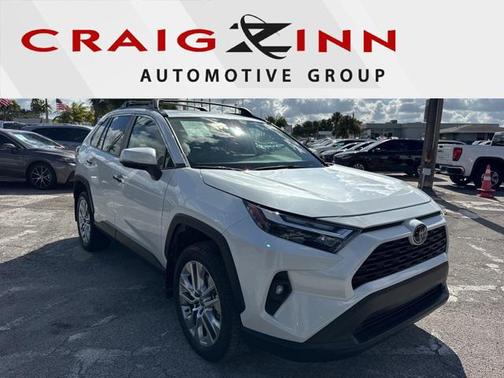 2025 Toyota RAV4 XLE Premium