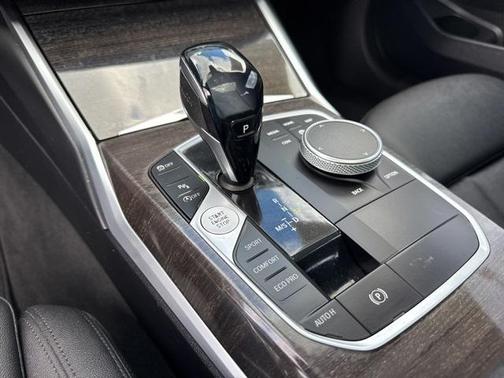 2020 BMW 330 330i