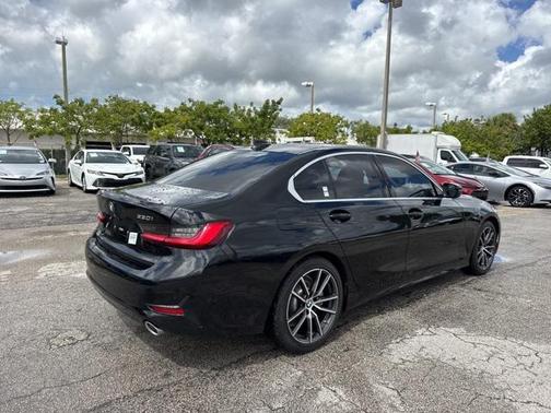 2020 BMW 330 330i