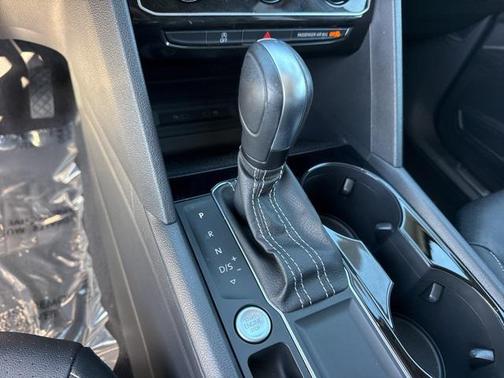 2023 Volkswagen Atlas 3.6L SE w/Technology