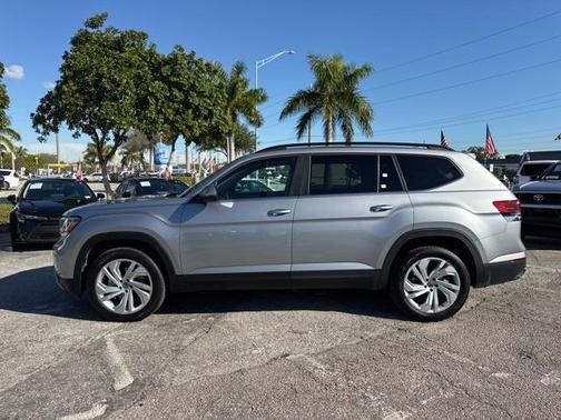 2023 Volkswagen Atlas 3.6L SE w/Technology