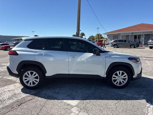 2024 Toyota Corolla Cross L