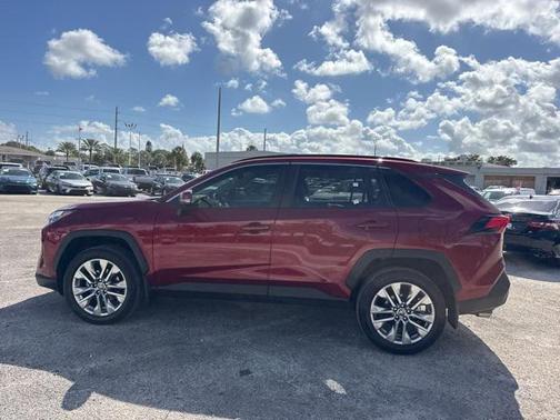 2024 Toyota RAV4 XLE Premium