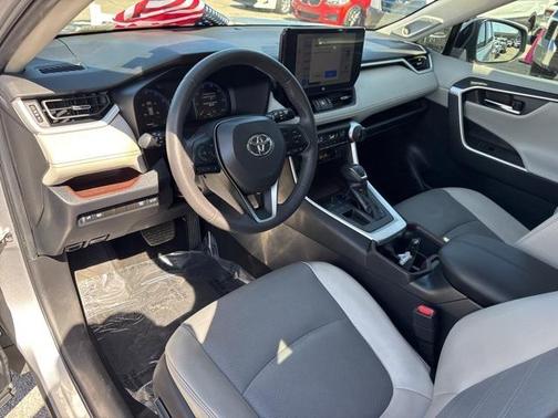 2023 Toyota RAV4 Limited
