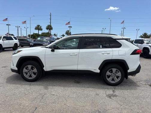 2024 Toyota RAV4 Hybrid LE