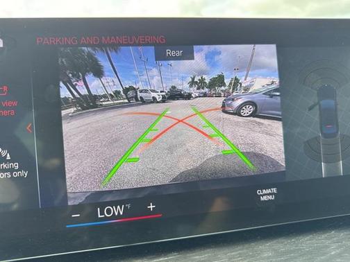 2024 BMW 330e xDrive