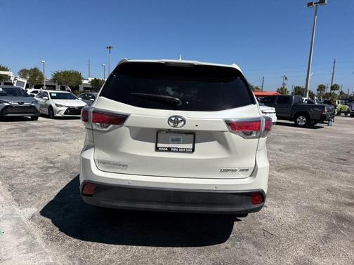 2016 Toyota Highlander Limited Platinum