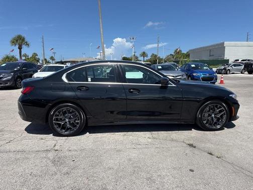 2025 BMW 330 i