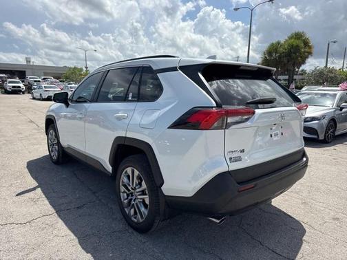 2024 Toyota RAV4 XLE Premium