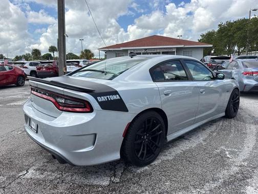 2022 Dodge Charger R/T Scat Pack