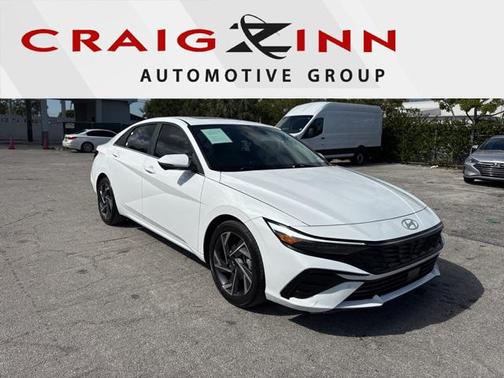 2024 Hyundai ELANTRA Limited