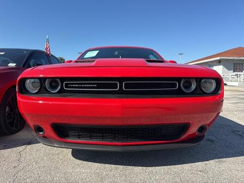 2021 Dodge Challenger SXT