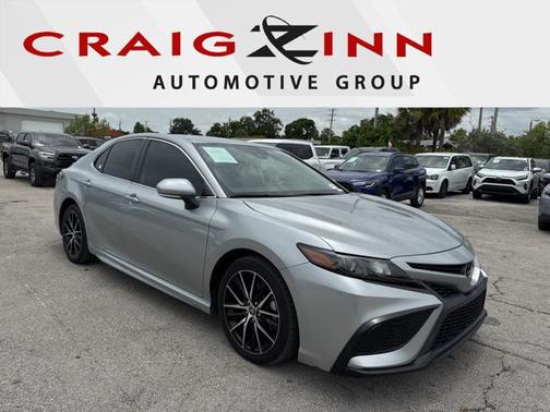 2022 Toyota Camry SE