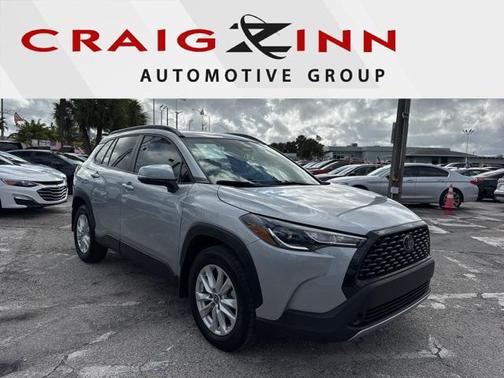 2024 Toyota Corolla Cross LE