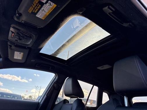 2025 Toyota Corolla Hybrid SE