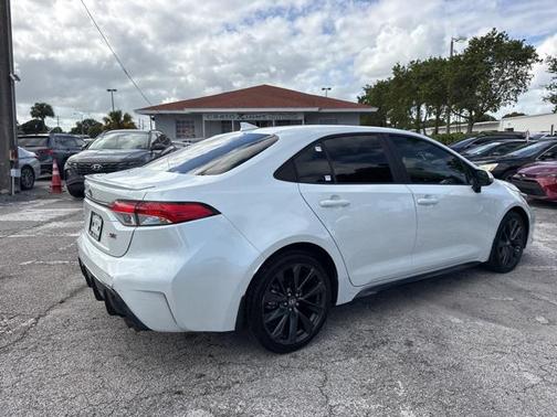 2025 Toyota Corolla SE