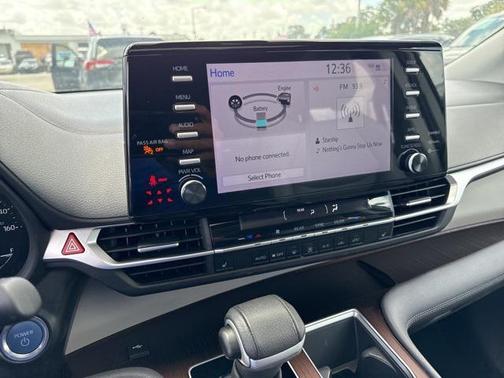 2023 Toyota Sienna XLE 7 Passenger