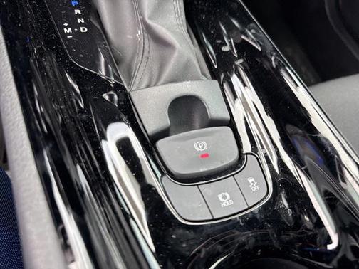 2021 Toyota C-HR XLE