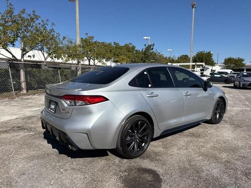 2024 Toyota Corolla Hybrid SE