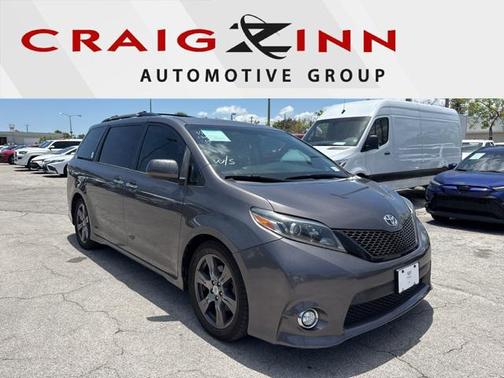 2017 Toyota Sienna SE