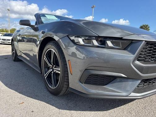 2025 Ford Mustang EcoBoost Premium