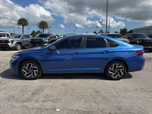 2022 Volkswagen Jetta 1.5T SEL