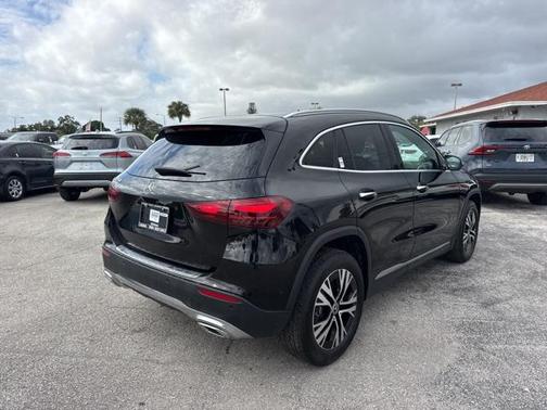 2025 Mercedes-Benz GLA 250 4MATIC